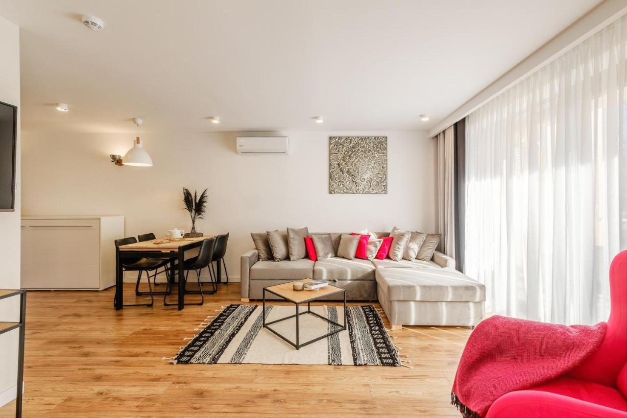 Rezydencja Ornak 5 - Stylowe Apartamenty Z Balkonami I Jacuzzi, 5 Min Pieszo Do Krupowek, Izby Podhalanskie Ζακοπάνε Εξωτερικό φωτογραφία