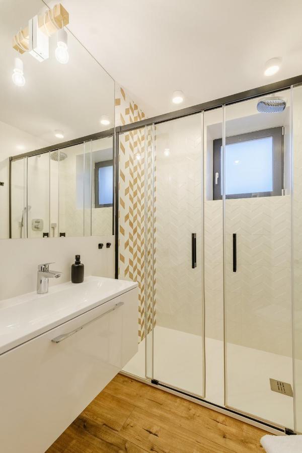 Rezydencja Ornak 5 - Stylowe Apartamenty Z Balkonami I Jacuzzi, 5 Min Pieszo Do Krupowek, Izby Podhalanskie Ζακοπάνε Εξωτερικό φωτογραφία