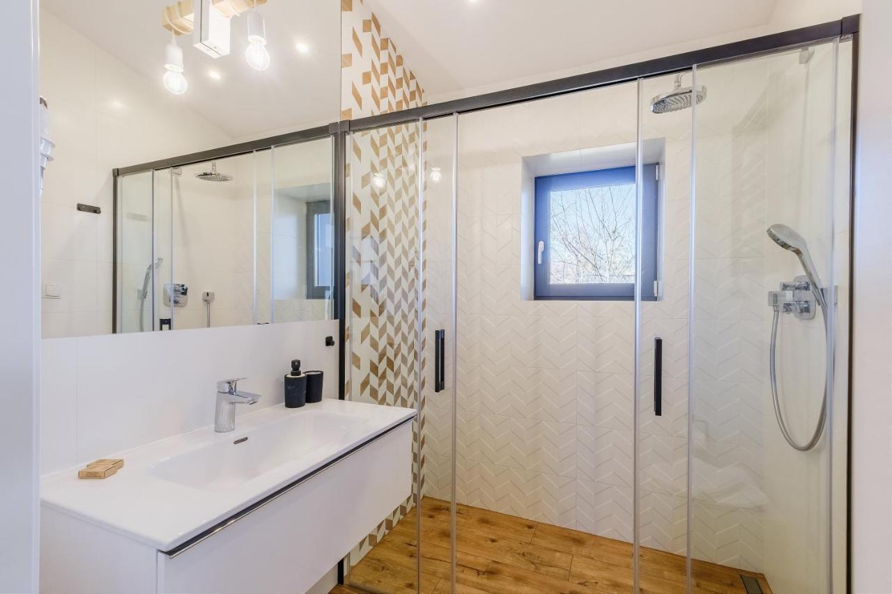 Rezydencja Ornak 5 - Stylowe Apartamenty Z Balkonami I Jacuzzi, 5 Min Pieszo Do Krupowek, Izby Podhalanskie Ζακοπάνε Εξωτερικό φωτογραφία
