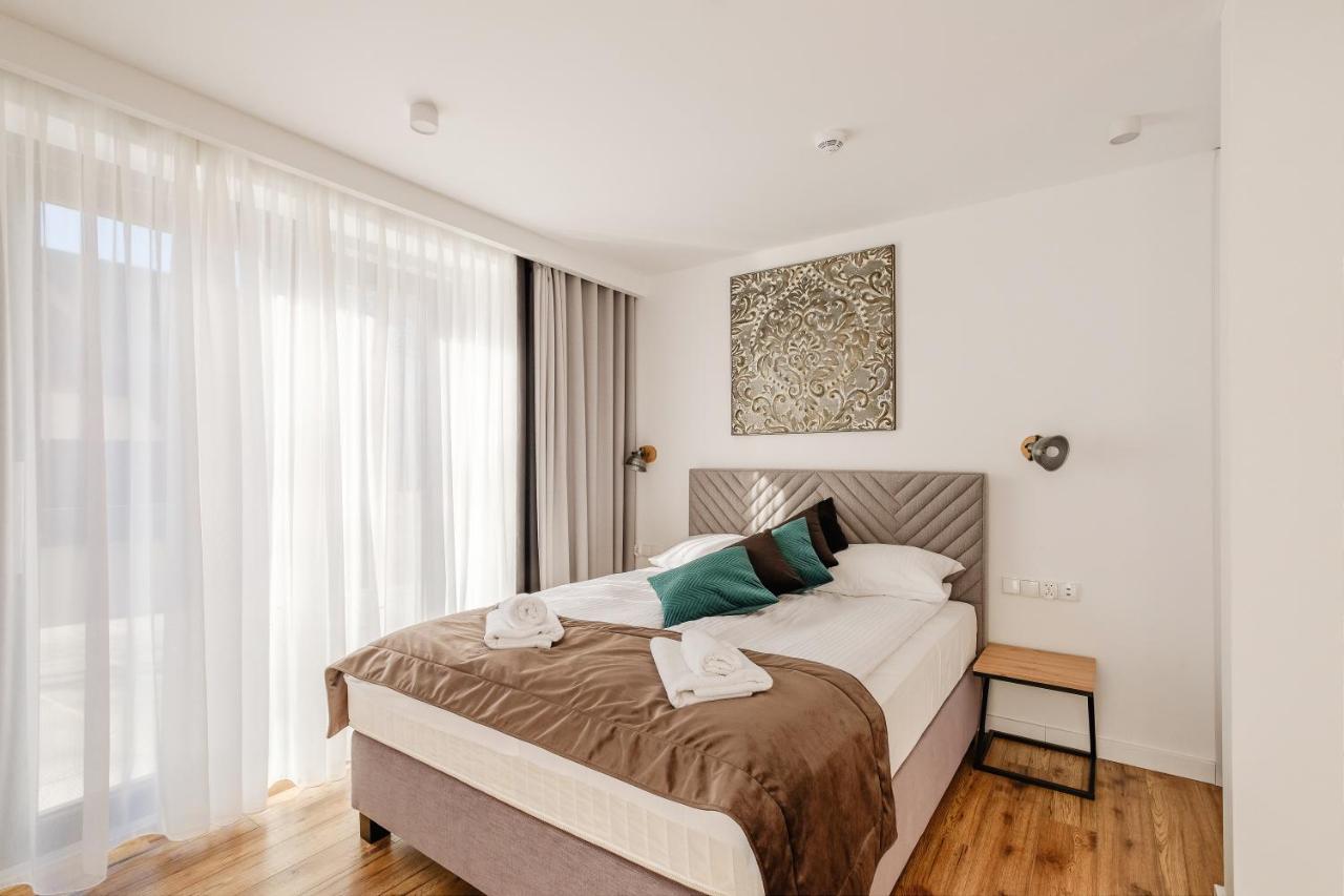 Rezydencja Ornak 5 - Stylowe Apartamenty Z Balkonami I Jacuzzi, 5 Min Pieszo Do Krupowek, Izby Podhalanskie Ζακοπάνε Εξωτερικό φωτογραφία