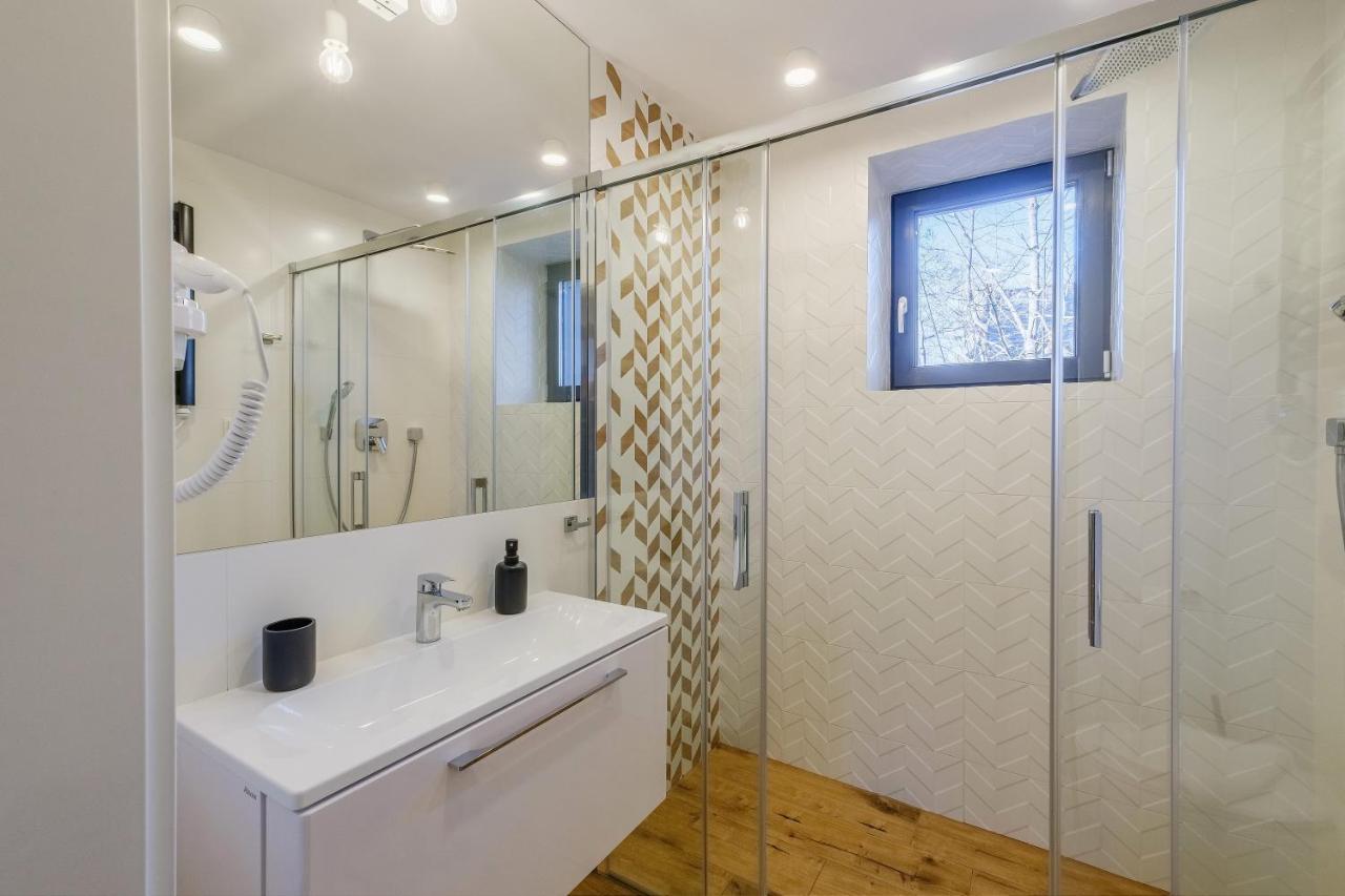 Rezydencja Ornak 5 - Stylowe Apartamenty Z Balkonami I Jacuzzi, 5 Min Pieszo Do Krupowek, Izby Podhalanskie Ζακοπάνε Εξωτερικό φωτογραφία