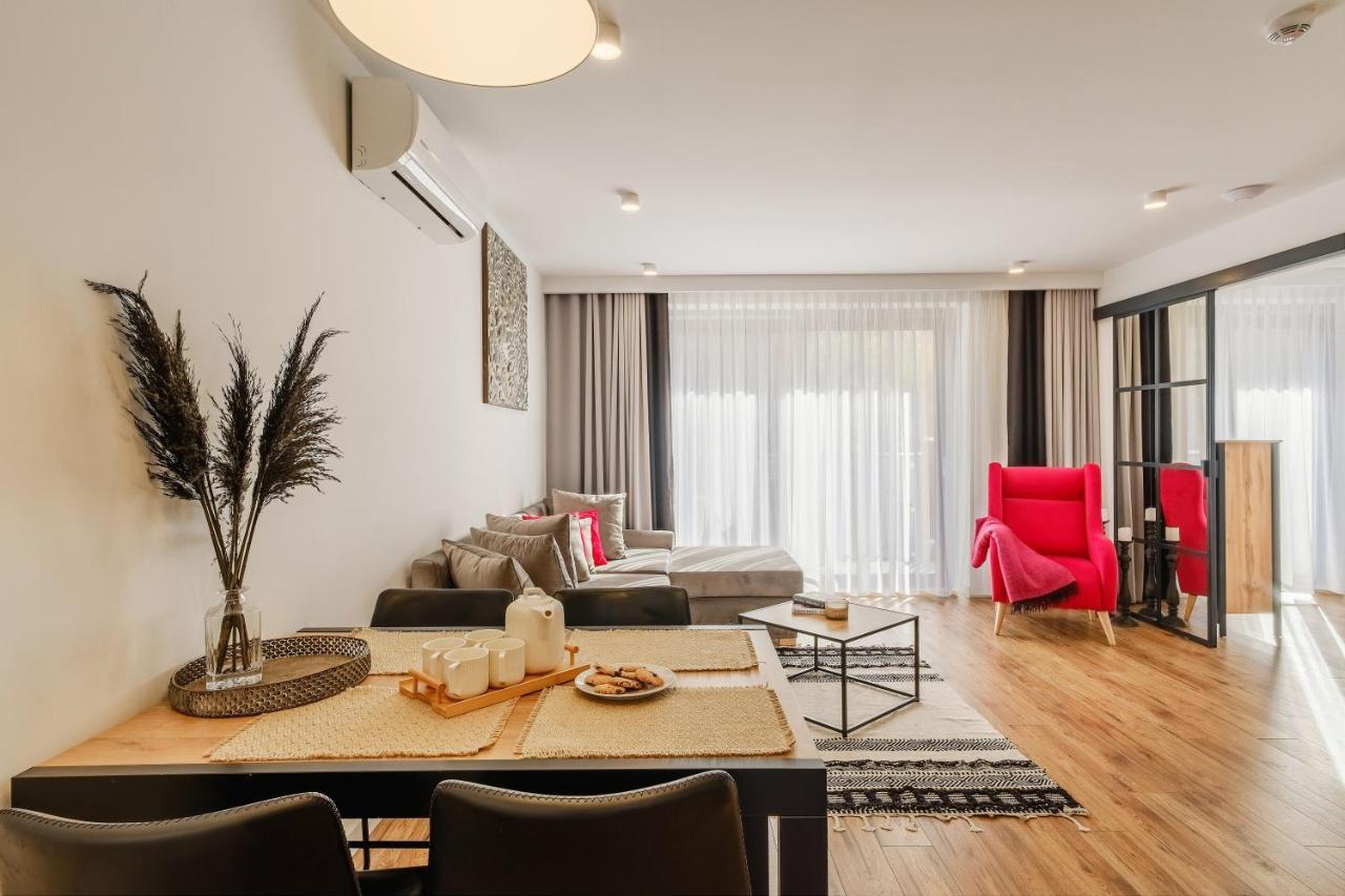 Rezydencja Ornak 5 - Stylowe Apartamenty Z Balkonami I Jacuzzi, 5 Min Pieszo Do Krupowek, Izby Podhalanskie Ζακοπάνε Εξωτερικό φωτογραφία