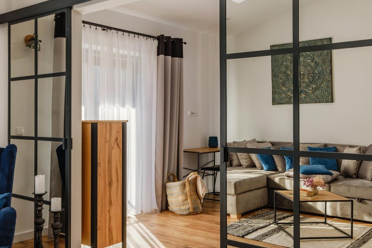 Rezydencja Ornak 5 - Stylowe Apartamenty Z Balkonami I Jacuzzi, 5 Min Pieszo Do Krupowek, Izby Podhalanskie Ζακοπάνε Εξωτερικό φωτογραφία