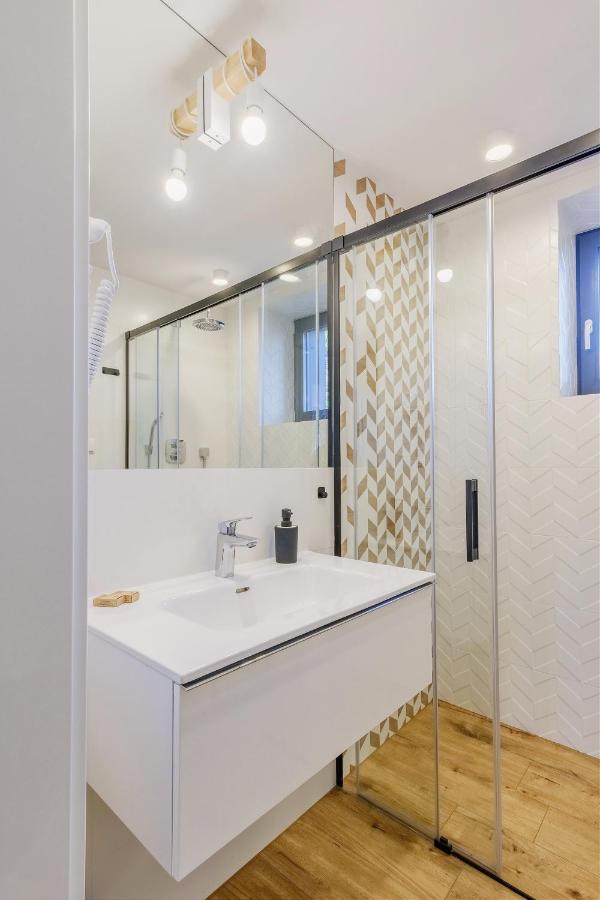 Rezydencja Ornak 5 - Stylowe Apartamenty Z Balkonami I Jacuzzi, 5 Min Pieszo Do Krupowek, Izby Podhalanskie Ζακοπάνε Εξωτερικό φωτογραφία