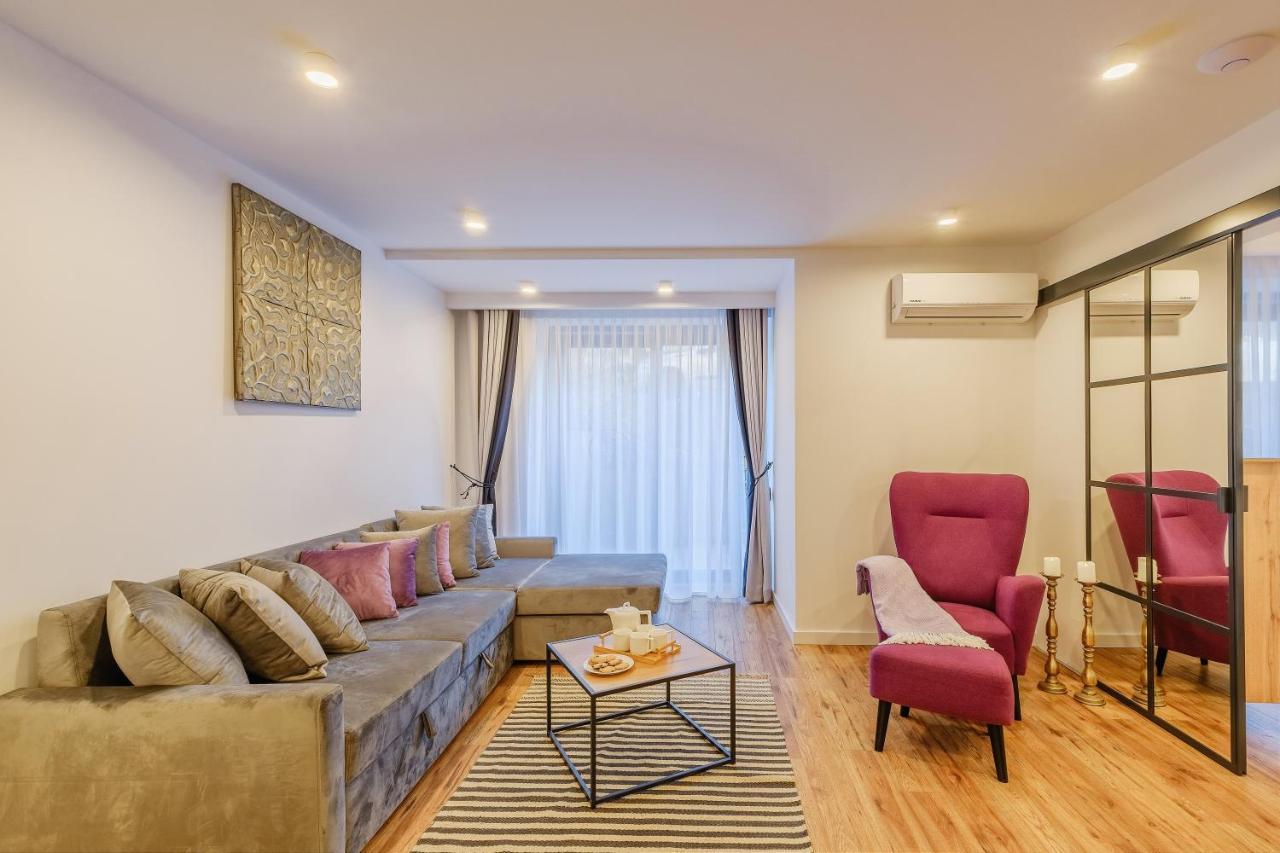 Rezydencja Ornak 5 - Stylowe Apartamenty Z Balkonami I Jacuzzi, 5 Min Pieszo Do Krupowek, Izby Podhalanskie Ζακοπάνε Εξωτερικό φωτογραφία